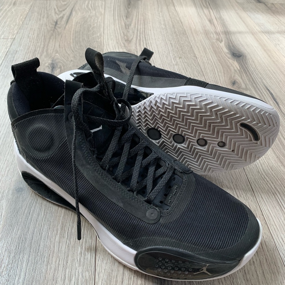 Nike Air Jordan XXXIV 34 Eclipse Black White AR3240-001
